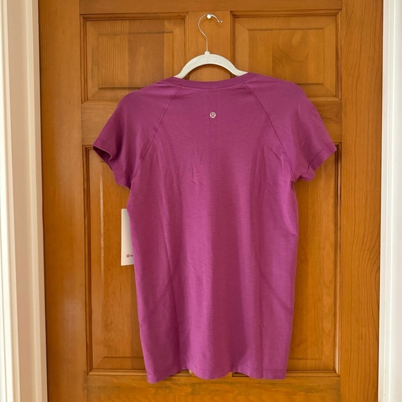 Lululemon Swiftly Short-Sleeve - Picture 3 of 3